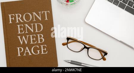 Schild mit Anzeige der Front-End-Webseite, Word, das auf die Änderung von Daten geschrieben wurde, auf der grafischen Benutzeroberfläche, damit der Benutzer sie anzeigen kann Stockfoto