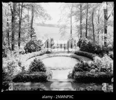 Lochiel, Gordonsville, Orange County, Virginia. Carnegie Survey of the Architecture of the South (Carnegie-Umfrage zur Architektur des Südens). United States Virginia Orange County Gordonsville, Seen und Teiche, Anwesen. Stockfoto