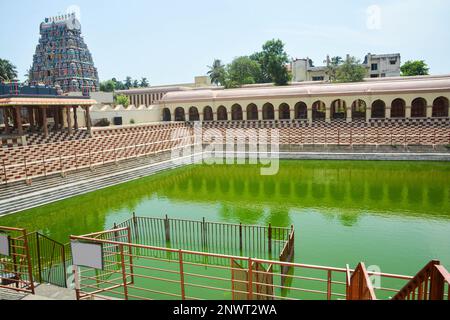 Der Thirunageswaram Naganathar Tempel ist ein Hindu-Tempel, der Lord Shiva gewidmet ist. Er befindet sich in Thirunageswaram, Kumbakonam, einer Stadt in Tamil Nadu, Indien Stockfoto