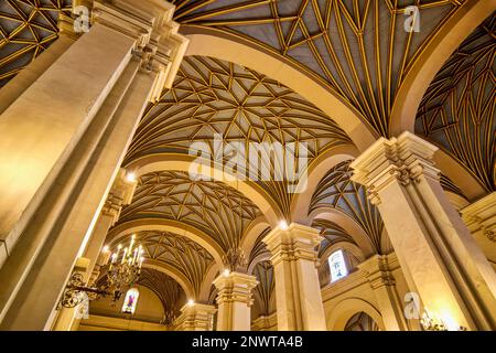 Basilika Metropolitanische Kathedrale von Lima, zentrale Decke des Schiffes, Lima, Peru Stockfoto