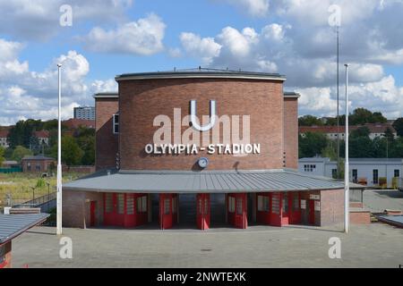 U-Bahnhof Olympia-Stadion, Westend, Charlottenburg, Berlin, Deutschland Stockfoto