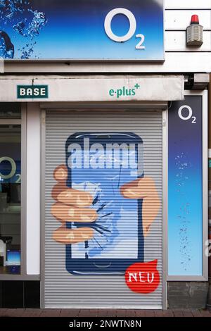 Hannover, Deutschland - 8. Oktober 2017: O2 ist der Markenname von Telefonica Deutschland, einem Anbieter von Breitband-, Festnetz- und Mobilfunkdiensten. Stockfoto