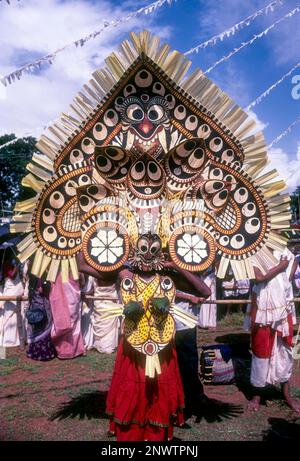 Padayani Volkstanz in Atham Celebration in Tripunithura bei Ernakulam, Kerala, Indien, Asien Stockfoto