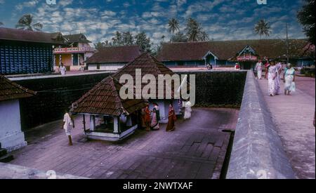 Parthasarathy Krishna Tempel, typischer Kerala Tempel in Aranmula, Kerala, Südindien, Indien, Asien Stockfoto