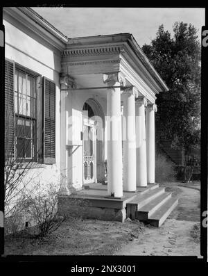 Jerry Cowles House, 519 Walnut Street, Macon, Bibb County, Georgia. Carnegie Survey of the Architecture of the South (Carnegie-Umfrage zur Architektur des Südens). Vereinigte Staaten, Georgia, Bibb County, Macon, Häuser, Veranden, Säulen, Großbuchstaben, Säulen. Stockfoto