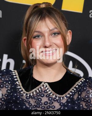 Los Angeles, USA. 28. Februar 2023. Emma Berman kommt am Dienstag, den 28. Februar 2023, im Disney THE MANDALORIAN Season 3 Los Angeles Premiere im El Capitan Theater in Hollywood, Kalifornien, an. (Foto: Sthanlee B. Mirador/Sipa USA) Guthaben: SIPA USA/Alamy Live News Stockfoto