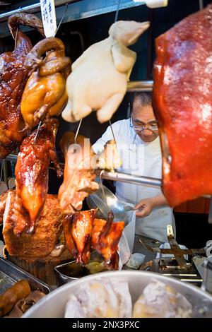 Shop von Braten und Rauchfleisch in Sao Domingos Markt, Macau, China Stockfoto