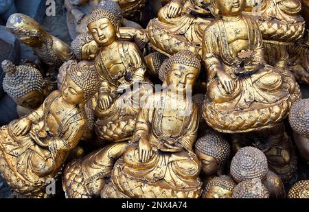 Skulpturen in Panjiayuan Markt, Peking, China Stockfoto