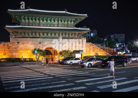 Dongdaemun Gate oder Heunginjimun Tor, große Osttor, Seoul, Südkorea Stockfoto