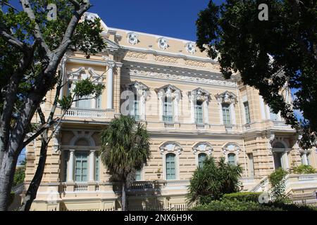 MERIDA, MEXIKO - 21. OKTOBER 2016 alte traditionelle Gebäude im Stadtzentrum Stockfoto