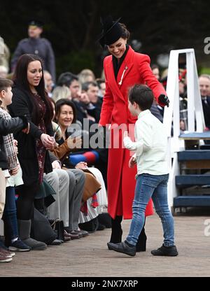 Windsor, Großbritannien. 1. März 2023. Der Prinz von Wales, Oberst der Walisischen Garde, begleitet von der Prinzessin von Wales, besucht die Walisischen Garde des 1. Bataillons in Combermere Barracks, Windsor, um an der St.-DavidÕs-Parade teilzunehmen. Kredit: Doug Peters/EMPICS/Alamy Live News Stockfoto