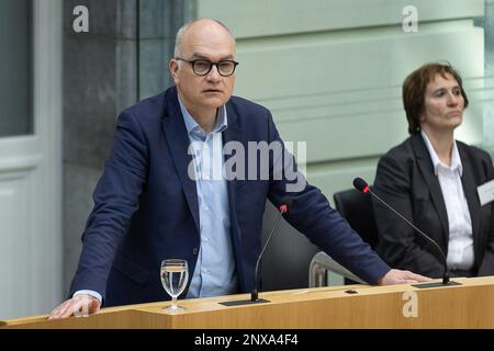 Groens Bjorn Rzoska wurde auf einer Plenartagung des flämischen Parlaments am Mittwoch, den 01. März 2023 in Brüssel abgebildet. BELGA FOTO JAMES ARTHUR GEKIERE Stockfoto