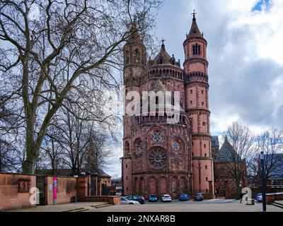 Die kaiserliche Kathedrale von St. Peter in der Stadt Worms, Rheinland-Pfalz, Deutschland, Europa. Stockfoto