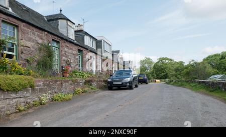 Gartness, Stirlingshire, Schottland. 21. Juli 2014. Die Wanderwege John Muir Way und West Highland Way führen durch das Dorf. Stockfoto