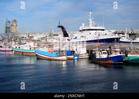 Fischerboote in Kapstadt V&A Waterfront Stockfoto