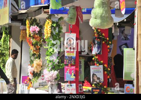 Die internationale Buchmesse Dhaka 2023 wird in Dhaka, Bangladesch, als „Ekushey Boi Mela“ bezeichnet. Stockfoto