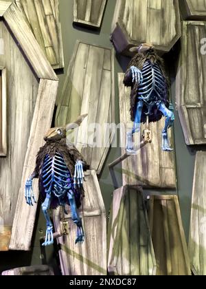 2/14/23 Naples, Florida, hinter den Kulissen von Guillermo del Toros Animationsfilm Pinocchio, ausgestellt im Metropolitan Museum of Art in New York City, 14. Februar 2023. Foto: Jennifer Graylock-Alamy Stockfoto