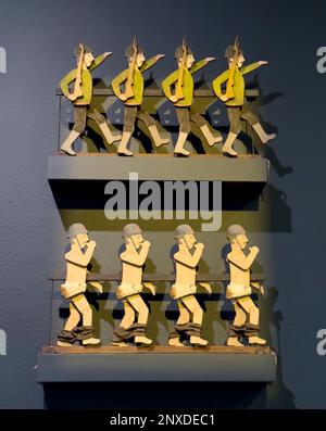 2/14/23 Naples, Florida, hinter den Kulissen von Guillermo del Toros Animationsfilm Pinocchio, ausgestellt im Metropolitan Museum of Art in New York City, 14. Februar 2023. Foto: Jennifer Graylock-Alamy Stockfoto