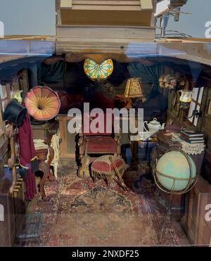 2/14/23 Naples, Florida, hinter den Kulissen von Guillermo del Toros Animationsfilm Pinocchio, ausgestellt im Metropolitan Museum of Art in New York City, 14. Februar 2023. Foto: Jennifer Graylock-Alamy Stockfoto