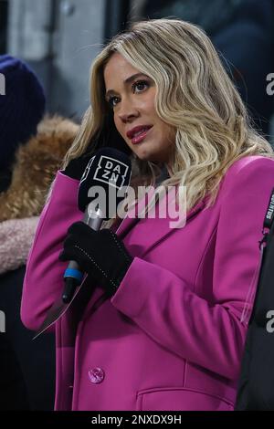 Diletta Leotta von DAZN Italia während des Fußballspiels der Serie A 2022/23 zwischen dem FC Juventus und dem FC Turin im Allianz Stadium gesehen. (Endstand; Juventus 4:2 Torino) Stockfoto