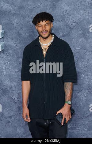 London, Vereinigtes Königreich 1. März, 2023. Tyronne Mings auf der Weltpremiere von Luther: The Fallen Sun im BFI IMAX Waterloo. Kredit: Alan D West/Alamy Live News Stockfoto
