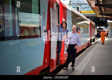 Schweiz, Kanton Graubünden, Chur Bahnhof, Glacier express, Passagiere Stockfoto