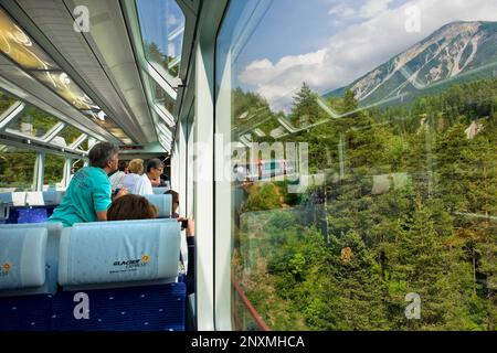 Schweiz, Kanton Uri, Glacier express, Touristen Stockfoto