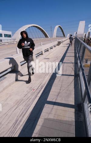 6. Street Viaduct, Los Angeles, Kalifornien, Vereinigte Staaten von Amerika Stockfoto