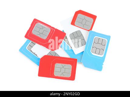 Stapel verschiedener SIM-Karten auf weißem Hintergrund, Draufsicht Stockfoto