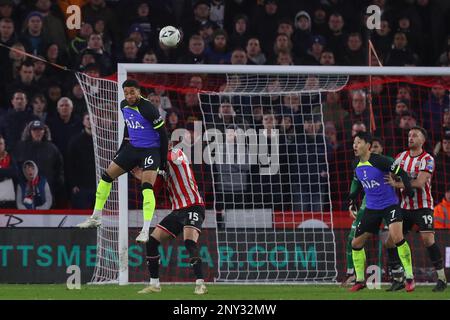 Sheffield, Großbritannien. 01. März 2023. Arnaut Danjuma #16 von Tottenham Hotspur führt den Ball beim Emirates FA Cup Fifth Round Match Sheffield United vs Tottenham Hotspur in Bramall Lane, Sheffield, Großbritannien, 1. März 2023 (Foto von Gareth Evans/News Images) in Sheffield, Großbritannien, am 3./1. März 2023. (Foto: Gareth Evans/News Images/Sipa USA) Guthaben: SIPA USA/Alamy Live News Stockfoto