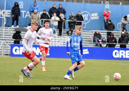 KSC U17 gewinnt gegen Jahn Regensburg B-Junioren-Bundesliga Karlsruher SC, Karlsruhe 26. Februar 2023 Stockfoto