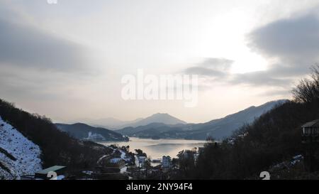 Eine wunderschöne Landschaft auf der Insel Nami Stockfoto