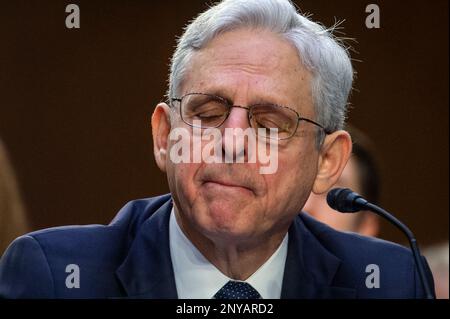 Washington, Usa. 01. März 2023. US-Generalstaatsanwalt Merrick Garland erscheint vor einem Senatskomitee der Anhörung zur gerichtlichen Aufsicht, um das Justizministerium im Hart Senate Office Building in Washington, DC, USA, am Mittwoch, den 1. März 2023 zu untersuchen. Foto: Rod Lamkey/CNP/ABACAPRESS.COM Kredit: Abaca Press/Alamy Live News Stockfoto