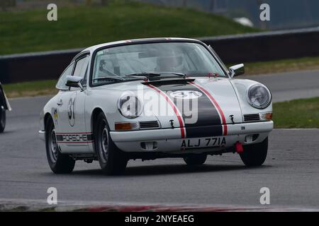 Andrew Walton, Porsche 911, HSCC Historic Road Sports Championship, zwanzig Minuten Rennstrecke mit Produktionssportarten und GT-Autos, die gebaut wurden Stockfoto