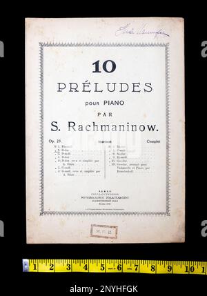 Vintage-Noten von 10 Präludes für Klavier. Op.23 2 B-dur' von Sergei Rachmaninoff, UdSSR, 1922. Stockfoto