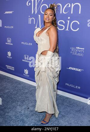 INGLEWOOD, LOS ANGELES, KALIFORNIEN, USA - MÄRZ 01: Latto trifft am 1. März 2023 auf der 2023 Billboard Women in Music im YouTube Theater in Inglewood, Los Angeles, Kalifornien, USA ein. (Foto von Xavier Collin/Image Press Agency) Stockfoto