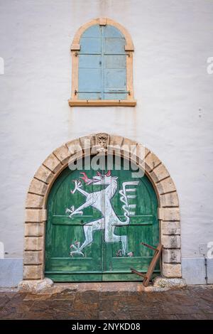 Emblem oder Maskottchen der Stadt. Detail, Fassade des Landeszeughauses (Zeughaus oder Arsenal), vom Landhaushof Innenhof, Graz, Österreich Stockfoto