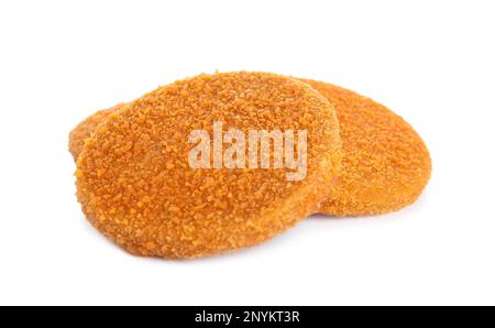 Köstliche gebratene panierte Schnitzel auf weißem Hintergrund Stockfoto