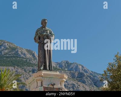 Denkmal für Andrija Kacic Miosic in Makarska Kroatien Stockfoto