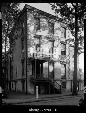 124 McDonough Street, West, Savannah, Chatham County, Georgia. Carnegie Survey of the Architecture of the South (Carnegie-Umfrage zur Architektur des Südens). Usa, Georgia, Chatham County, Savannah, Buildings. Stockfoto