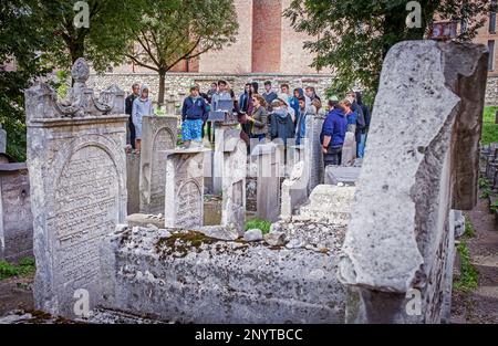 Die Remuh Friedhof in Krakau, Polen, ist ein jüdischer Friedhof 1535 gegründet. Es befindet sich neben der Remuh Synagogue.Kazimierz Bezirk. Stockfoto