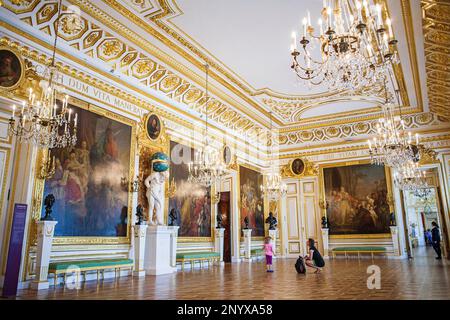 Königliche Schloss, Rittersaal, am rechten Statue von Chronos, Warschau, Polen Stockfoto