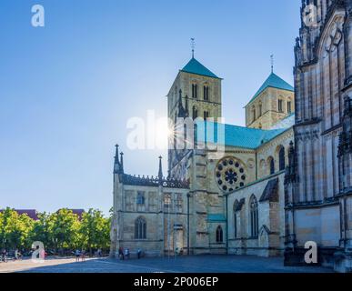 Münster: Münster-Dom oder St.-Paulus-Dom in Münsterland, Nordrhein-Westfalen, Nordrhein-Westfalen, Deutschland Stockfoto