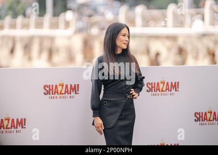 Rom, Italien. Am 02. März 2023 nimmt Lucy Liu an der Fotokonferenz für „Shazam! Fury of the Gods' im Palazzo Manfredi am 02. März 2023 in Rom, Italien. (Foto: Luca Carlino/NurPhoto)0 Kredit: NurPhoto SRL/Alamy Live News Stockfoto