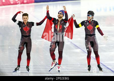 HERENVEEN - Niederlande, 02./03./2023. Team Canada gewinnt das 5000-Meter-Rennen bei der ISU World Speed Skating Championships in Thialf. ANP VINCENT JANNINK Stockfoto