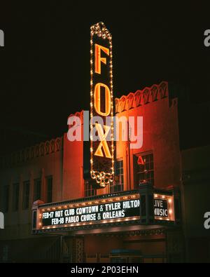 Fox Tucson Theatre Vintage Neon Schild at Night, Tucson, Arizona Stockfoto