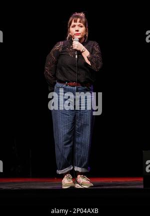 Kerry Godliman tritt beim Just for Laughs Comedy Festival in der O2 Arena in London auf. Foto: Donnerstag, 2. März 2023. Stockfoto