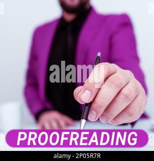 Textzeichen, das Korrekturlesen anzeigt. Wort für das Lesen und Markieren von Rechtschreibfehlern, Grammatik- und Syntaxfehlern Stockfoto