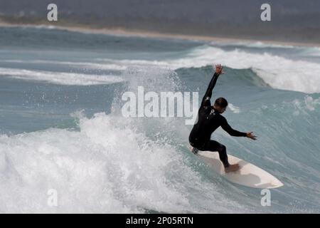 Surfsport in der Nähe von Beaumaris Tasmania - Shelly Beach Stockfoto