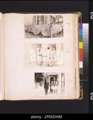 Frank Carpenter steht bei den Säulen, Probaby im Parthenon Frank Carpenter und Mrs. C.D. Morris im Parthenon, Frank Carpenter mit Königsgarde, Athen, Griechenland... Frank and Frances Carpenter Collection , Carpenter, Frank G,(Frank George),,1855-1924,Travel,Griechenland, Parthenon (Athen, Griechenland),1920-1930, Erhaltung und Restaurierung,Griechenland,Athen,1920-1930, Guards,Griechenland,Athen,1920-1930, Columns,Griechenland,Athen,1920-1930. Stockfoto